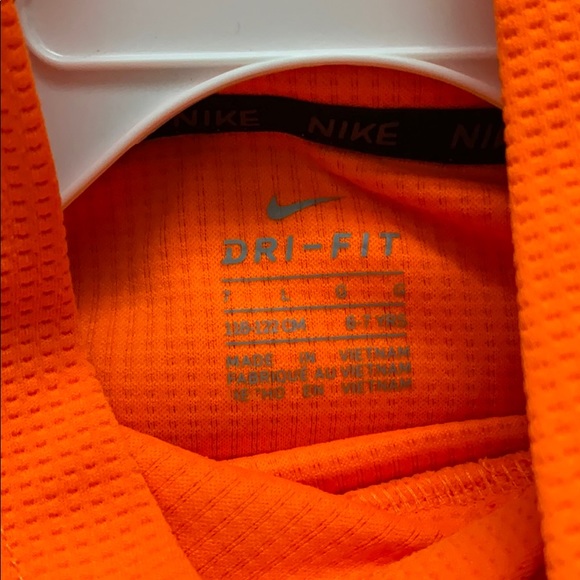 Orange Nike long sleeve shirt - youth - Picture 2 of 2
